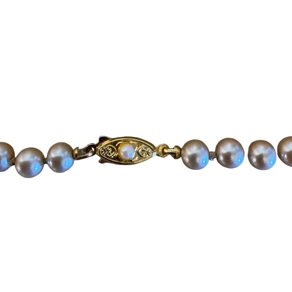 Vintage 1950,s Japan Faux Pearl Necklace Old Money Classic Core Regencycore